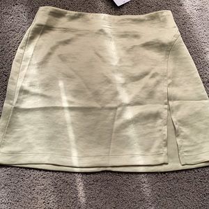 green forever 21 skirt
